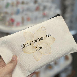 Trousse une mamie en or
