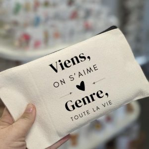 Trousse "viens on s'aime genre toute la vie"